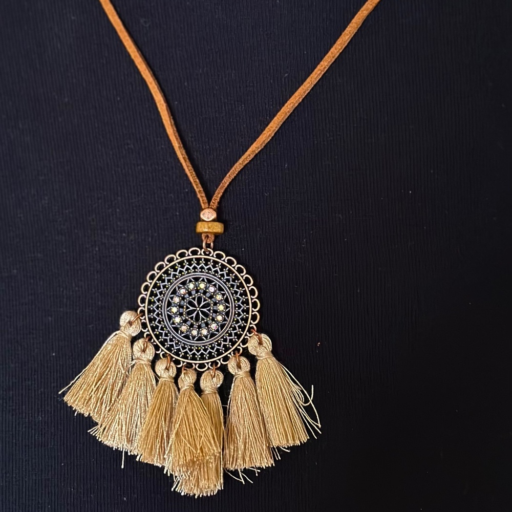 Bohemian Retro Tasseled Pendant Necklace